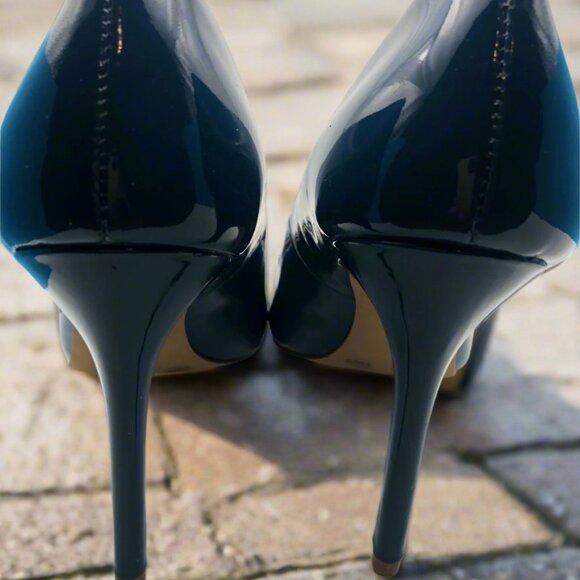Vince Camuto Teal Patent Leather Heels - Picture 5 of 6